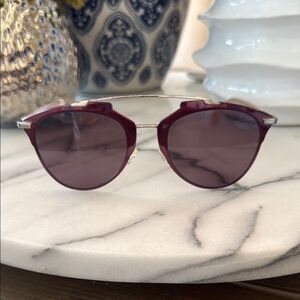 CHRISTIAN DIOR REFLECTED/S
1RQ-P7 BURGUNDY/BURGUNDY
SUNGLASSES AUTHENTIC